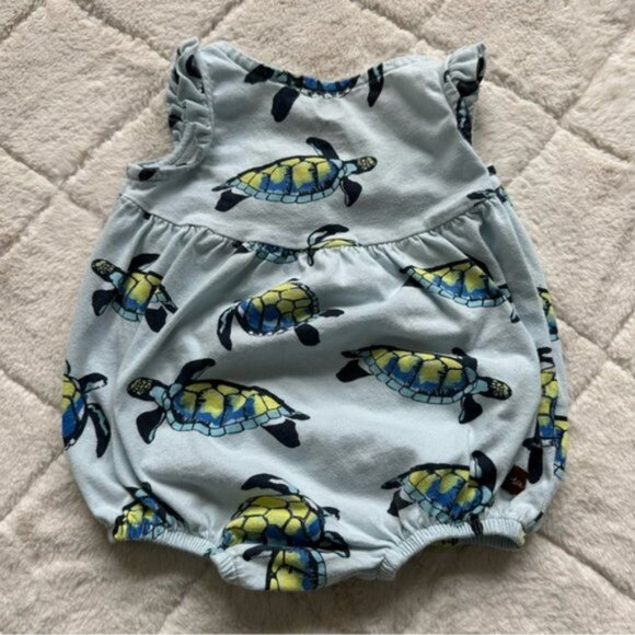 Tea Collection | Blue Sea Turtle Printed Henley Romper | Size 3-6 Months - Picture 3 of 9